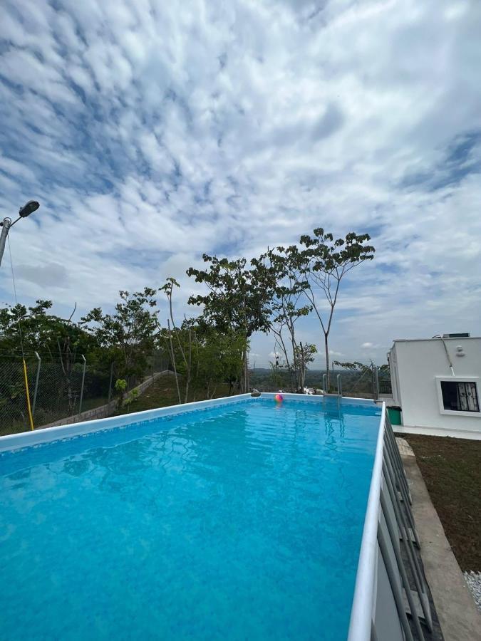 Cabana Campestre Con Piscina En La Hacienda Napoles Doradal Exterior foto